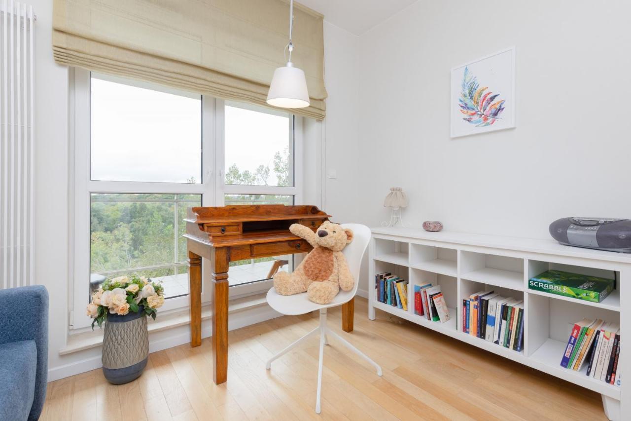 Quiet Apartment Park Edwarda Szymanskiego By Noclegi Renters Varsó Kültér fotó