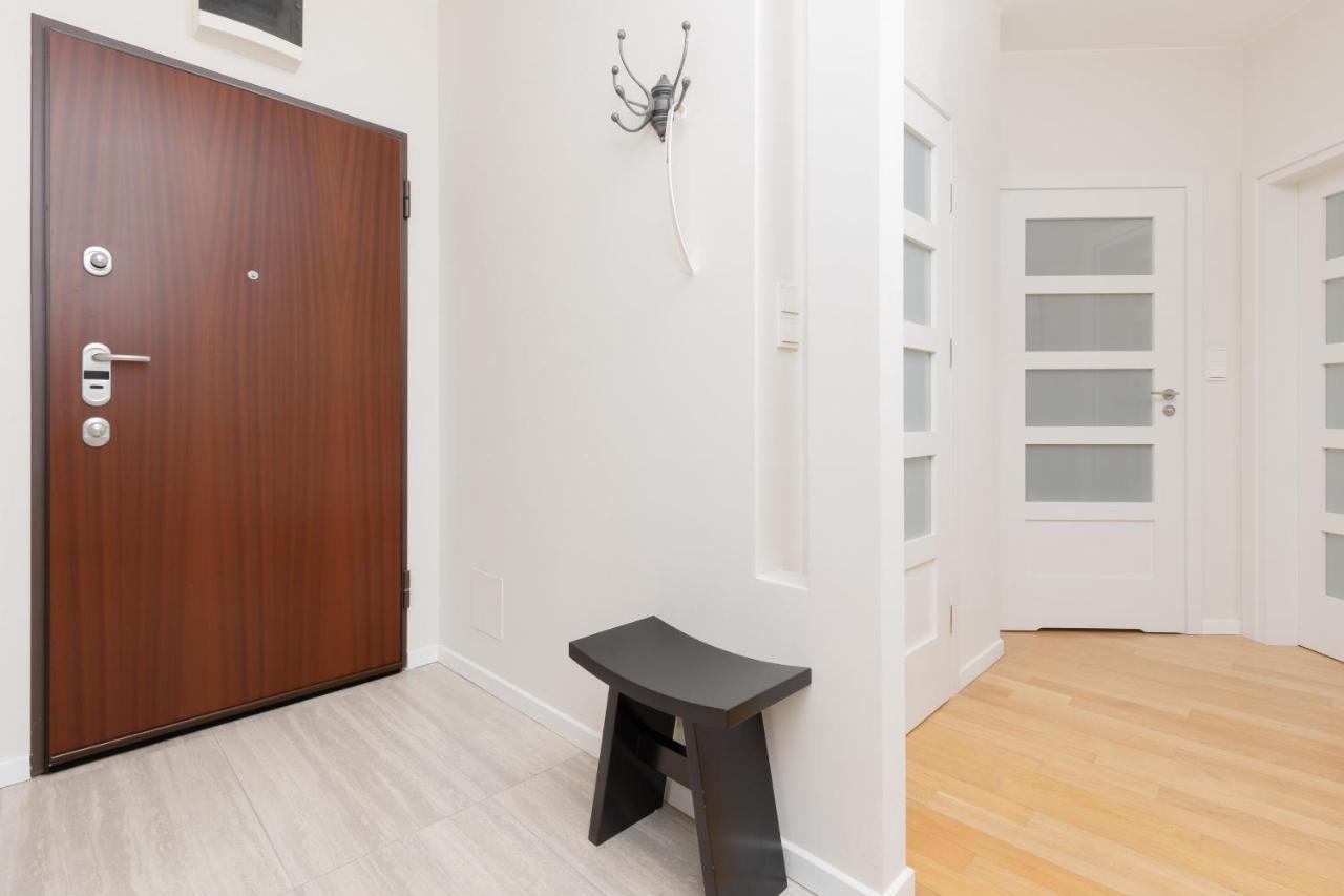 Quiet Apartment Park Edwarda Szymanskiego By Noclegi Renters Varsó Kültér fotó