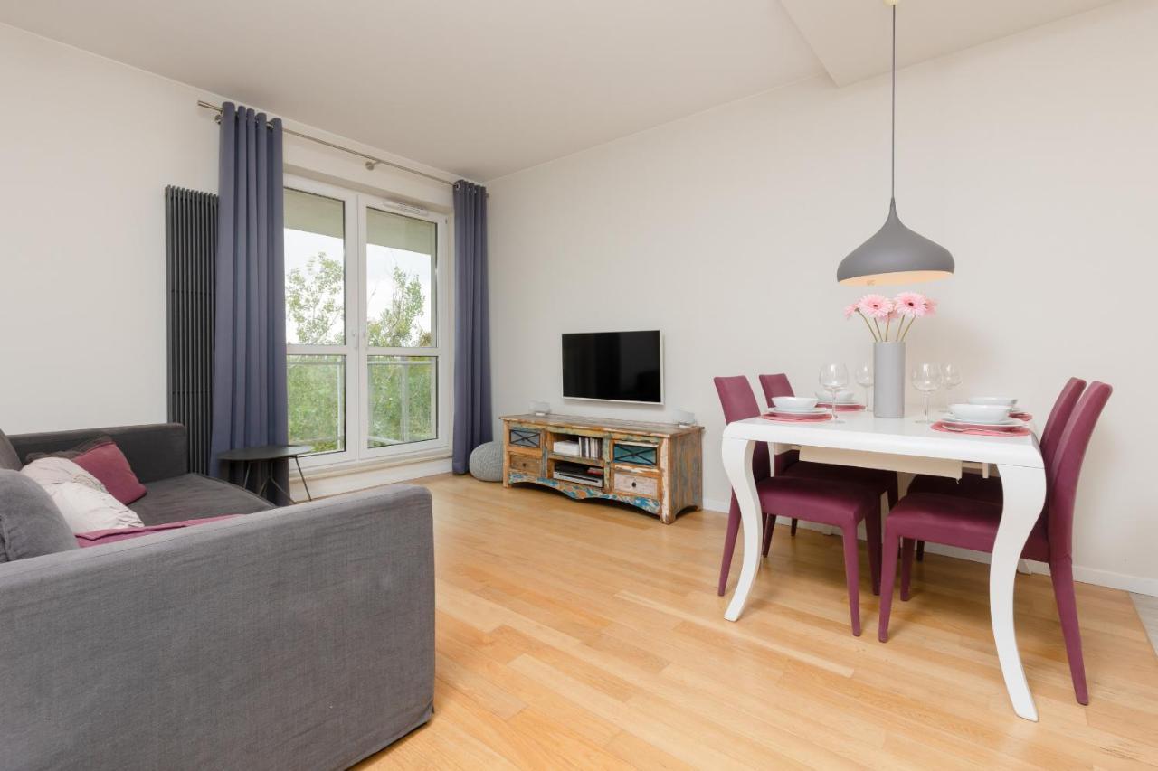 Quiet Apartment Park Edwarda Szymanskiego By Noclegi Renters Varsó Kültér fotó