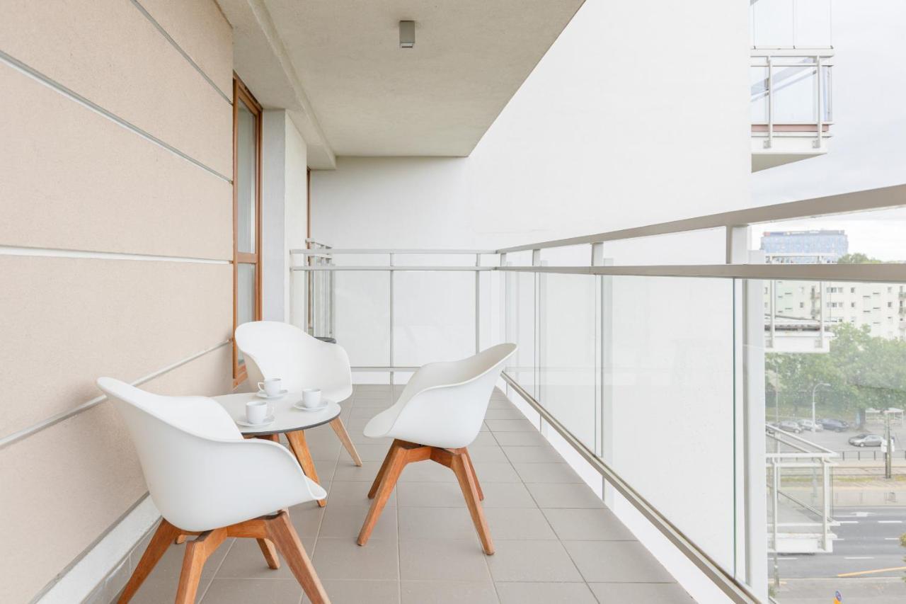 Quiet Apartment Park Edwarda Szymanskiego By Noclegi Renters Varsó Kültér fotó